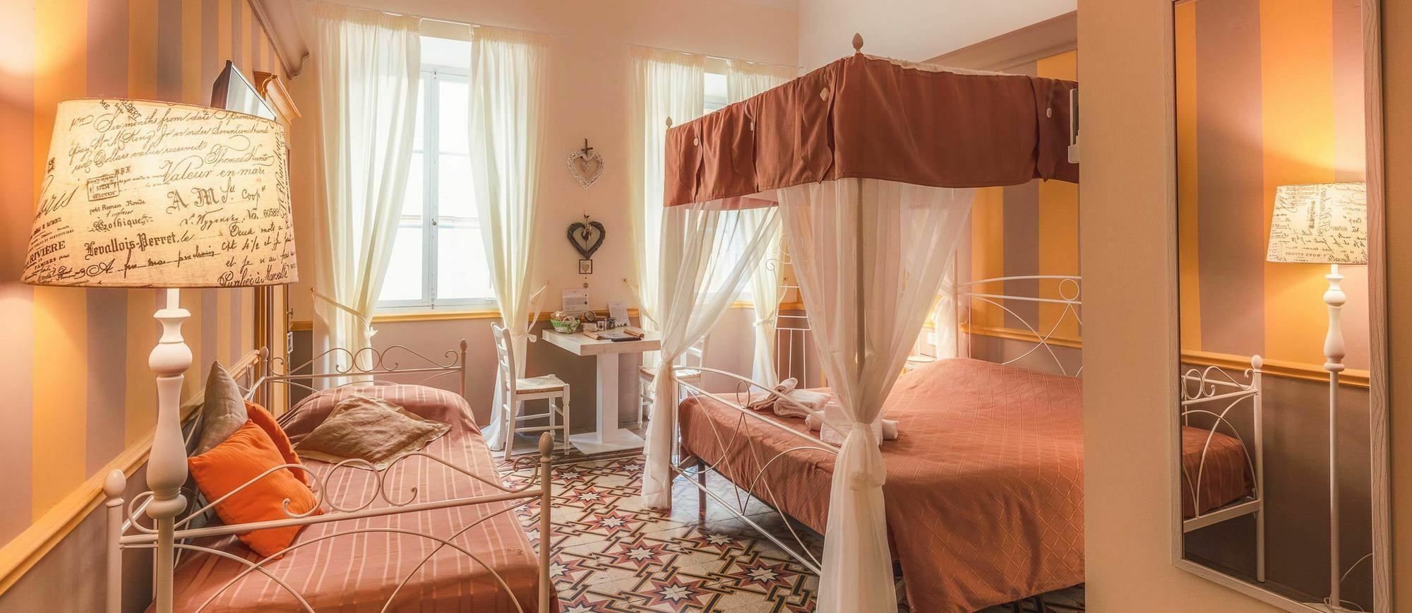 Ghibellino B&B อาเรซโซ ภายนอก รูปภาพ